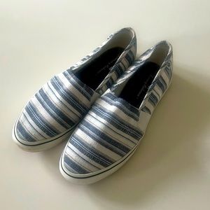 Tommy Bahama Slip On Shoes